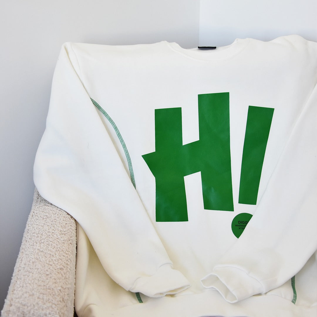 HI! GRAPHIC SWEAT