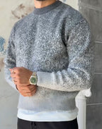 Pull Maille Dégradé – Gris Claire – worn – Light gray gradient speckled knit sweater, long sleeves, ribbed crewneck