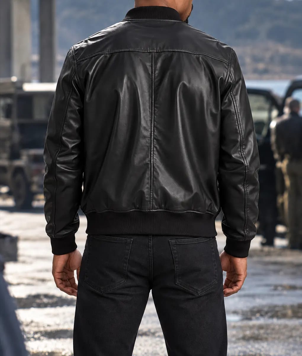 Veste Urban Black Rider – Noir – back – Back view of black leather bomber jacket with ribbed hem and cuffs