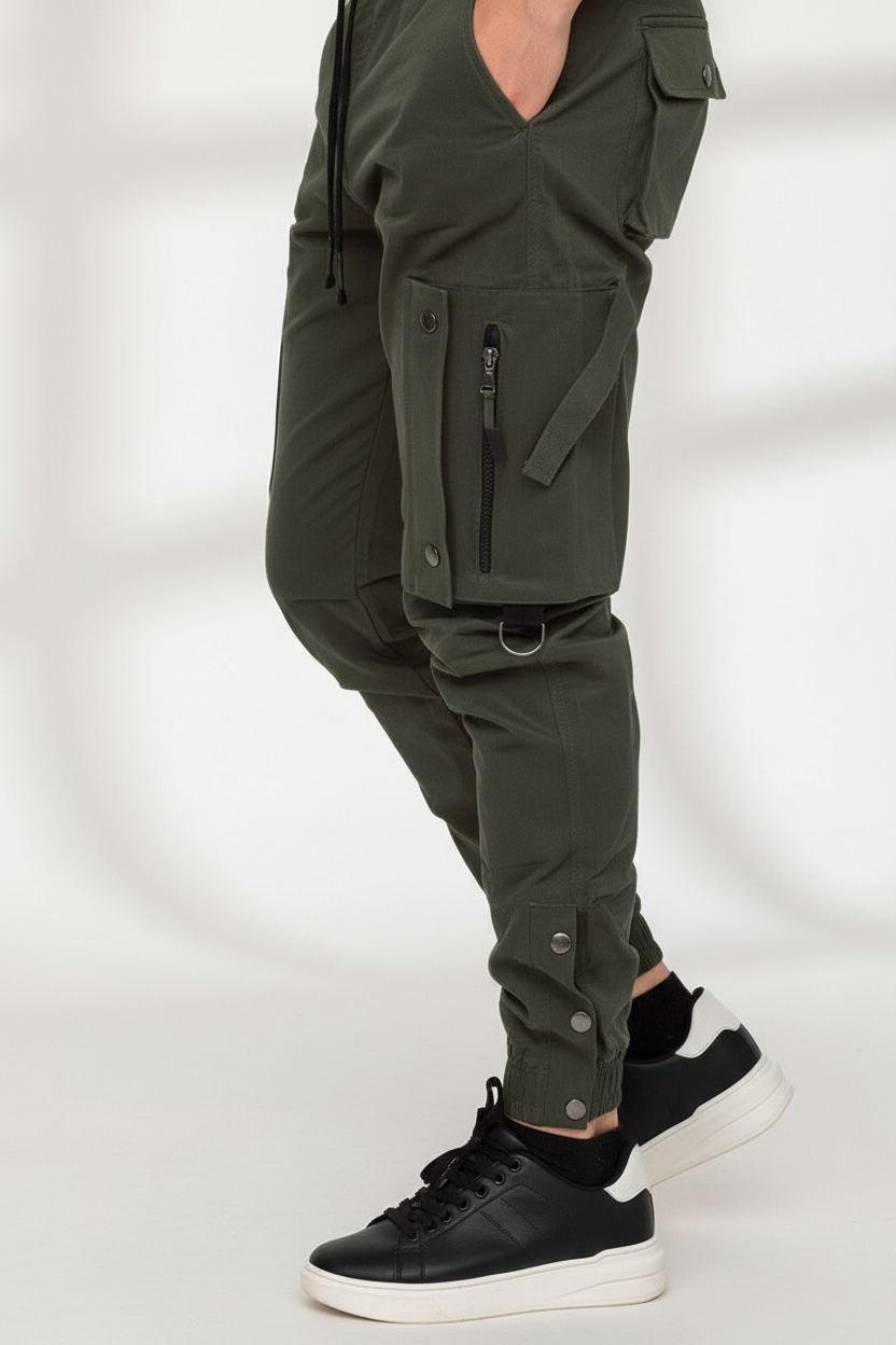 Tactical Cargo Pants - Olive Model